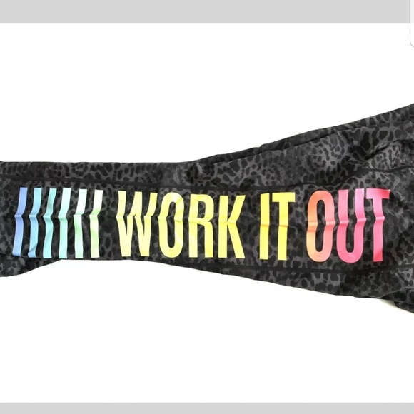 Betsy Johnson Performance Work Out Capris - Picture 3 of 8